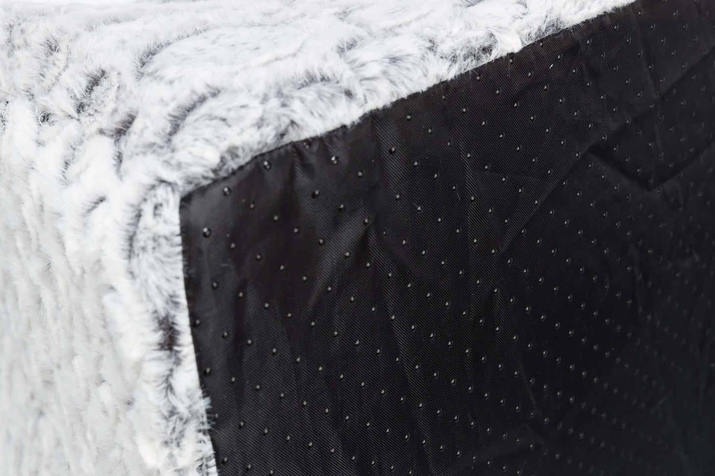 Trixie Mila igloo, plysch, 32 × 42 × 32 cm, vit-grå 